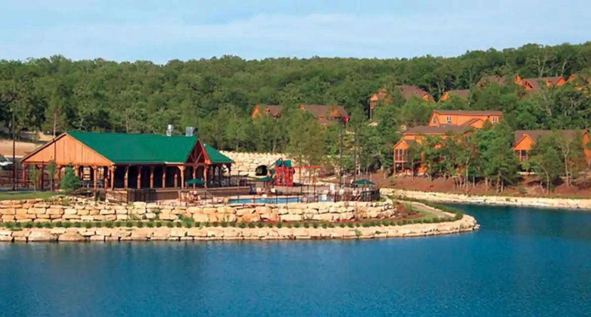 Golf On Site - Walk-In Shower - Jetted Tub - Free Attraction Tickets Included Branson Zewnętrze zdjęcie